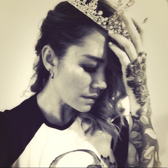 Meet your Posher, Shan - Picture 2 of 2